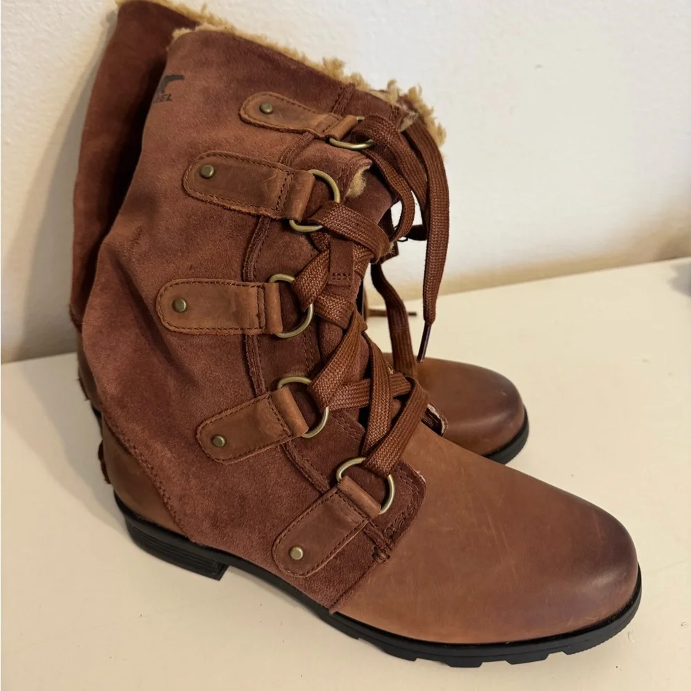 Sorel Emelie Faux Fur Lace Up Boots NEW